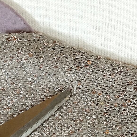 Wet Seal Long Sleeve Sequin Open Front Cropped Cardigan Women's Medium Silver - Picture 4 of 8